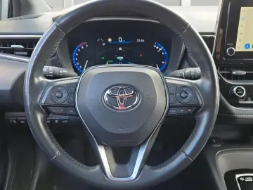 Toyota Corolla Touring Sports Hybrid Basis