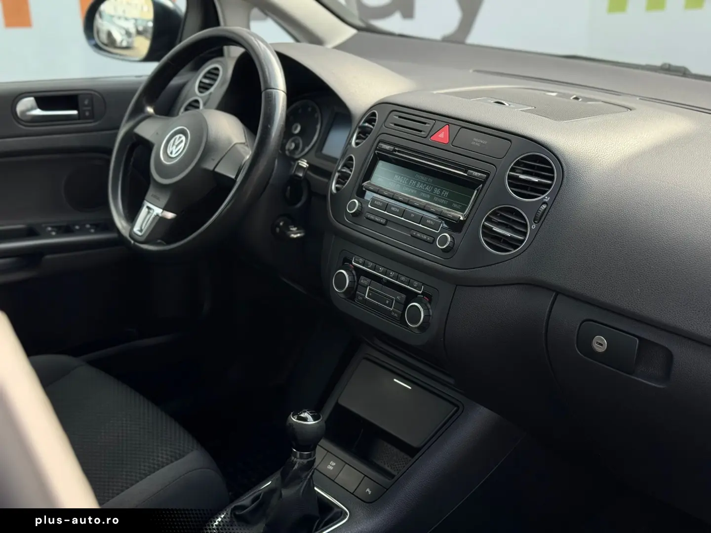 VOLKSWAGEN GOLF PLUS