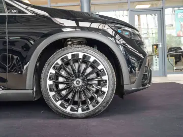 MERCEDES-BENZ EQE 350 350 4M AMG Line Vielspeiche AI&hellip;