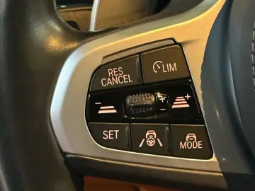 BMW X7 xDrive 40d M Sport Full Options