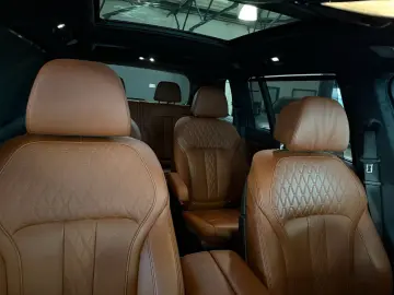BMW X7 xDrive 40d M Sport Full Options