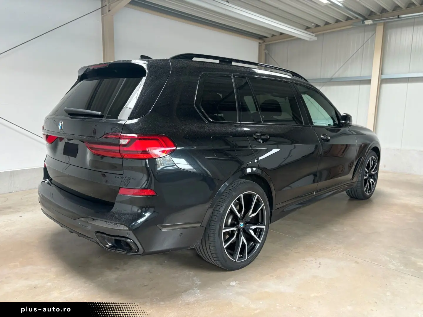BMW X7 xDrive 40d M Sport Paket AHK RFK PANO MASSAGE