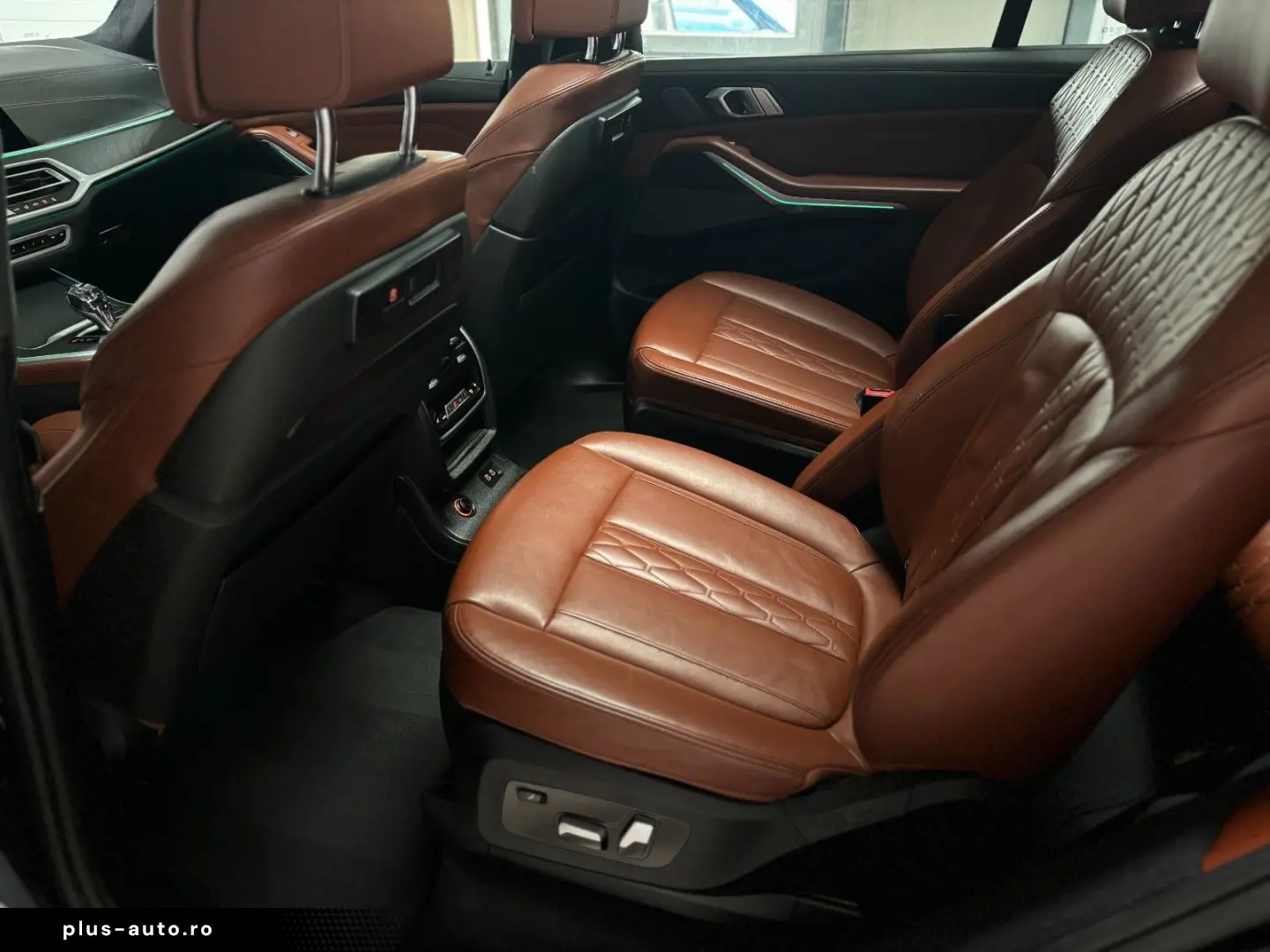 BMW X7 xDrive 40d M Sport Paket AHK RFK PANO MASSAGE