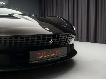 Ferrari Roma 3.9 T V8 DCT
