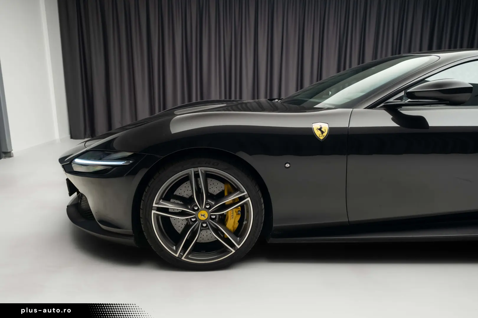 Ferrari Roma 3.9 T V8 DCT