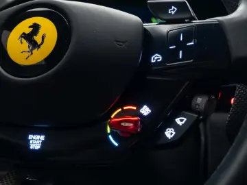 Ferrari Roma 3.9 T V8 DCT