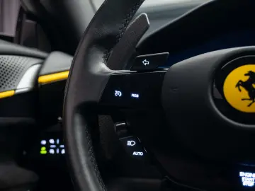 Ferrari Roma 3.9 T V8 DCT