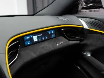 Ferrari Roma 3.9 T V8 DCT