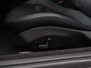 Ferrari Roma 3.9 T V8 DCT