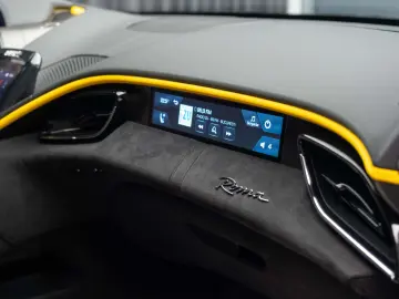 Ferrari Roma 3.9 T V8 DCT