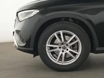Mercedes-Benz GLC200 Avantgarde AHK Kamera Nav eHeck