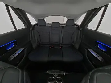 Mercedes-Benz GLC200 Avantgarde AHK Kamera Nav eHeck