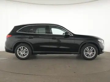 Mercedes-Benz GLC200 Avantgarde AHK Kamera Nav eHeck