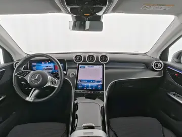 Mercedes-Benz GLC200 Avantgarde AHK Kamera Nav eHeck