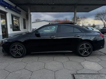 MERCEDES-BENZ CLA 250 e AMG EDITION PANO HUD DISTRONIC
