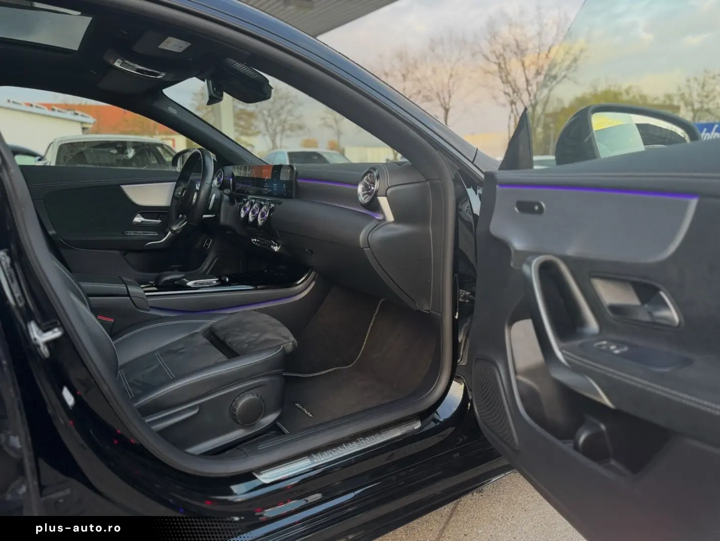 MERCEDES-BENZ CLA 250 e AMG EDITION PANO HUD DISTRONIC