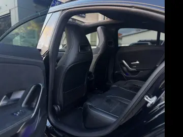 MERCEDES-BENZ CLA 250 e AMG EDITION PANO HUD DISTRONIC