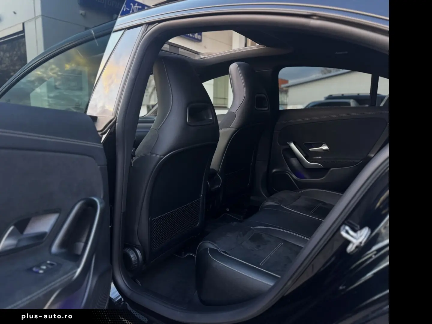 MERCEDES-BENZ CLA 250 e AMG EDITION PANO HUD DISTRONIC