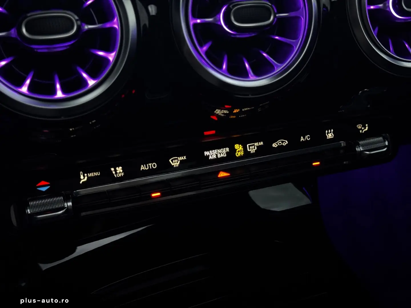 MERCEDES-BENZ CLA 250 e AMG EDITION PANO HUD DISTRONIC