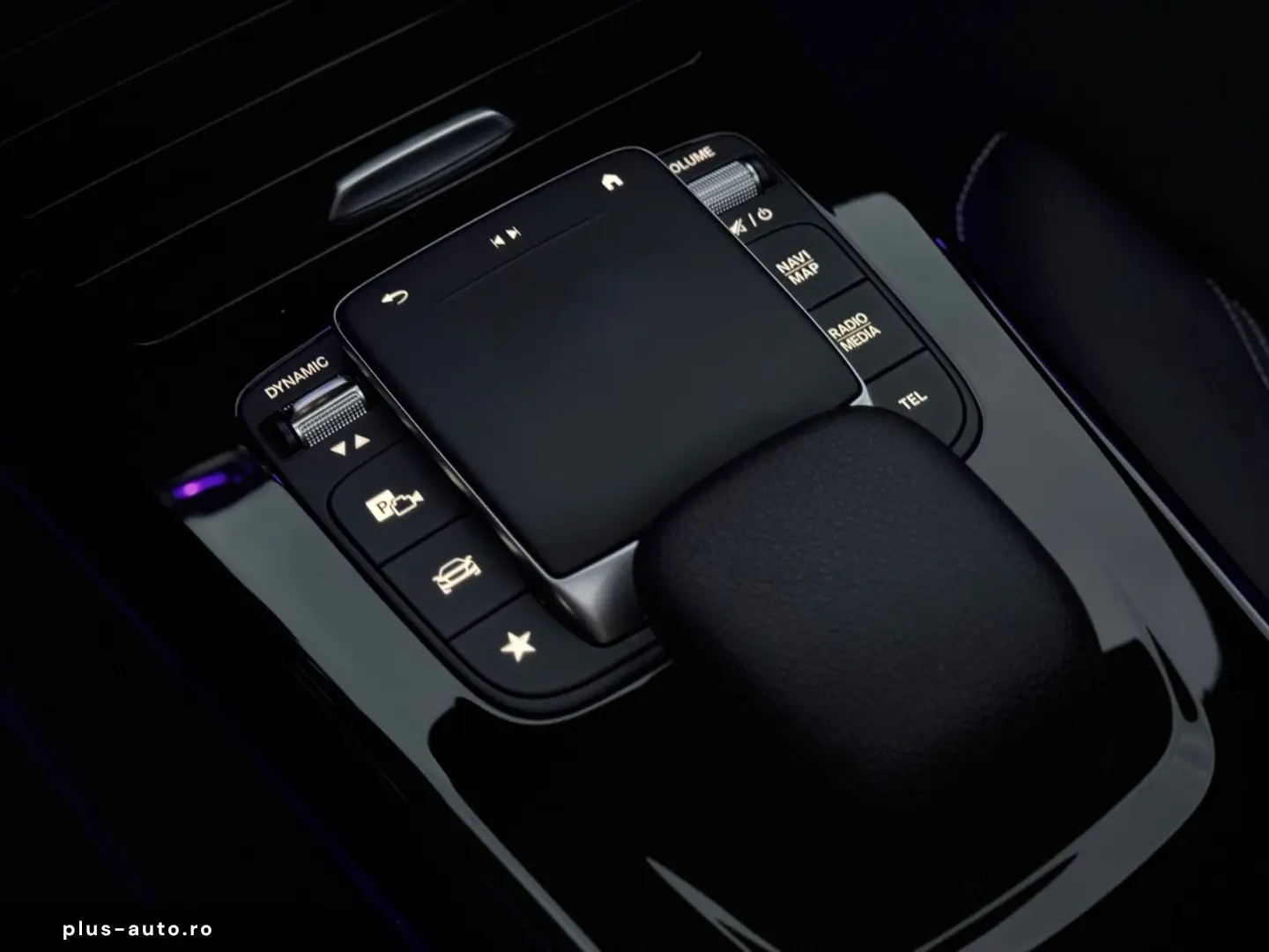 MERCEDES-BENZ CLA 250 e AMG EDITION PANO HUD DISTRONIC