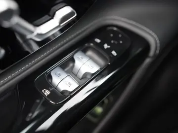 Mercedes-Benz SL 63 AMG 4Matic