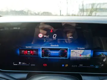 Mercedes-Benz GLC 200 Benzin Hybrid 4Matic Avantgarde