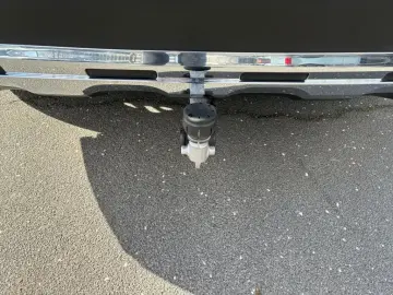 Mercedes-Benz GLC 200 4M Avantgarde Navi Pano AHK MBUX