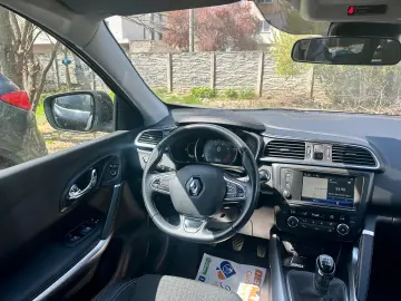Renault Kadjar   Park Assist   Unghi mort   Rate   Garantie