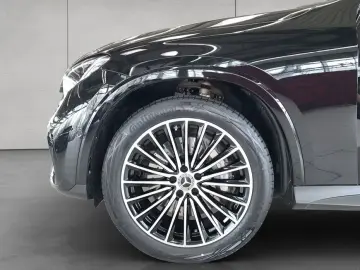Mercedes-Benz GLC 200 4M AMG Line Advanced  AHK