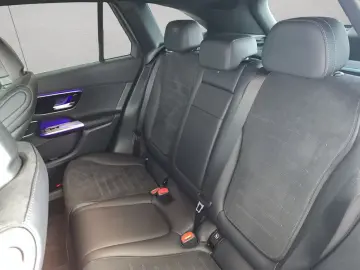 Mercedes-Benz GLC 200 4M AMG Line Advanced  AHK