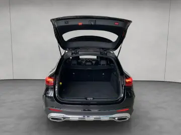 Mercedes-Benz GLC 200 4M AMG Line Advanced  AHK