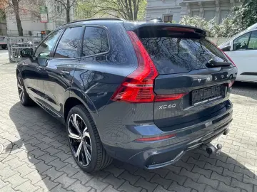 VOLVO XC60 T6 Plus Dark AHK 21
