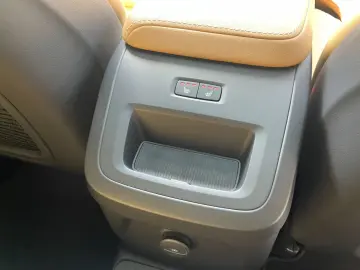 VOLVO XC60 T6 Plus Dark AHK 21