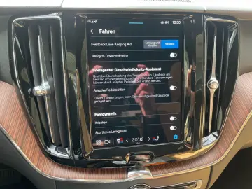 VOLVO XC60 T6 Plus Dark AHK 21