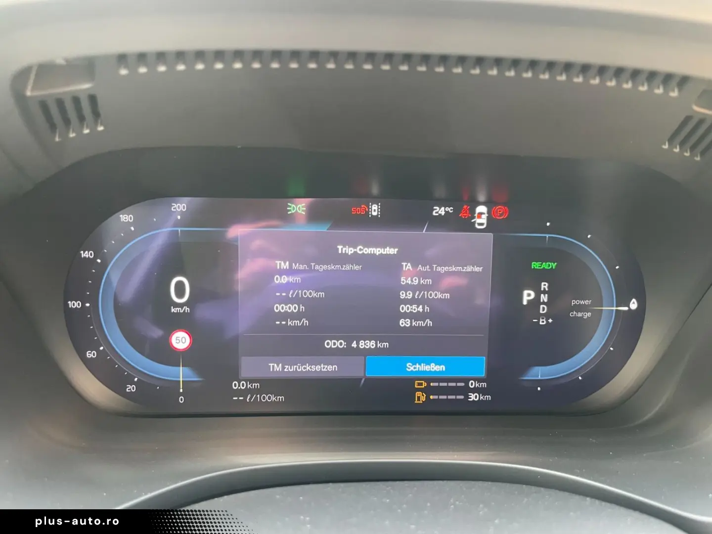 VOLVO XC60 T6 Plus Dark AHK 21