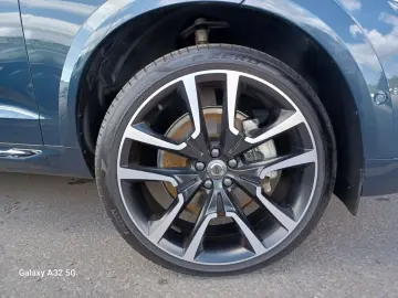 VOLVO XC60 T8 ULTIMATE   Bright 22 Zoll Plug-In Hybrid