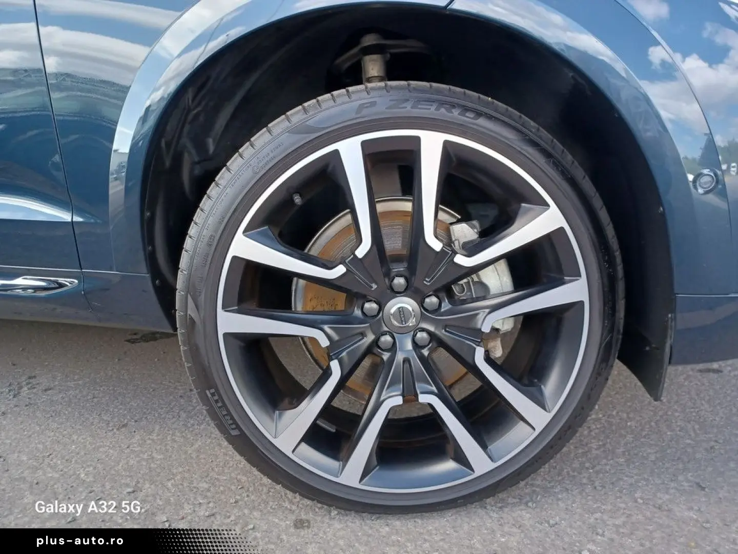 VOLVO XC60 T8 ULTIMATE   Bright 22 Zoll Plug-In Hybrid