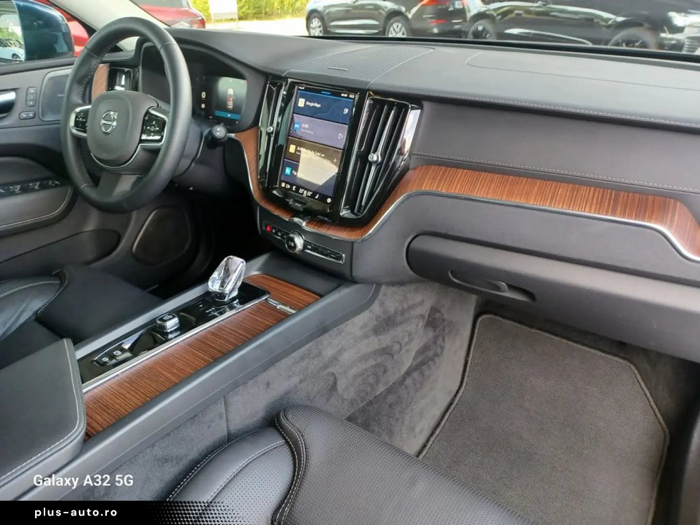 VOLVO XC60 T8 ULTIMATE   Bright 22 Zoll Plug-In Hybrid