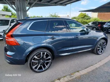 VOLVO XC60 T8 ULTIMATE   Bright 22 Zoll Plug-In Hybrid