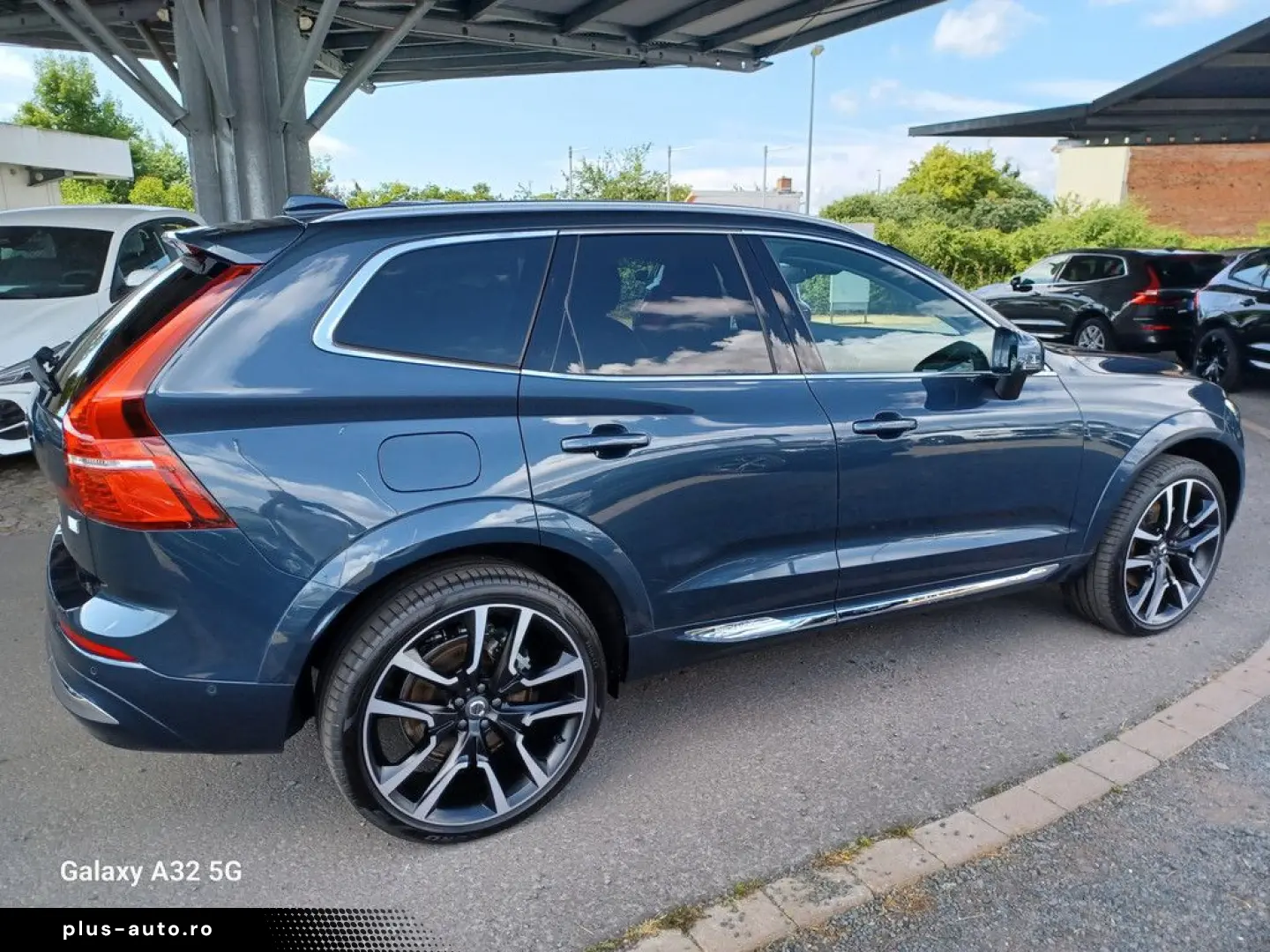 VOLVO XC60 T8 ULTIMATE   Bright 22 Zoll Plug-In Hybrid