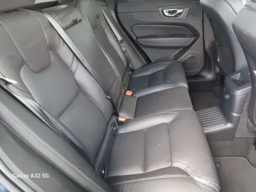 VOLVO XC60 T8 ULTIMATE   Bright 22 Zoll Plug-In Hybrid