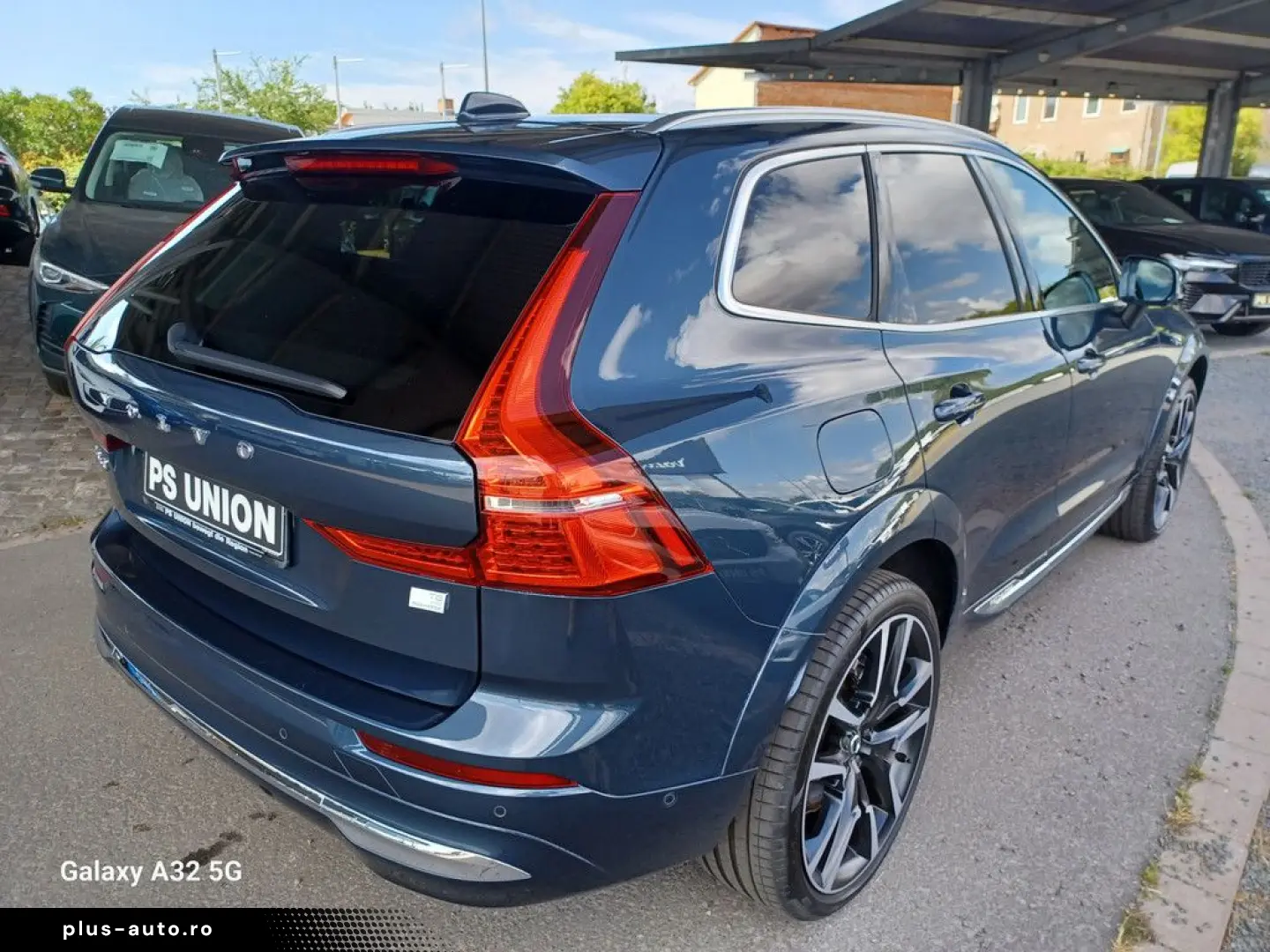 VOLVO XC60 T8 ULTIMATE   Bright 22 Zoll Plug-In Hybrid