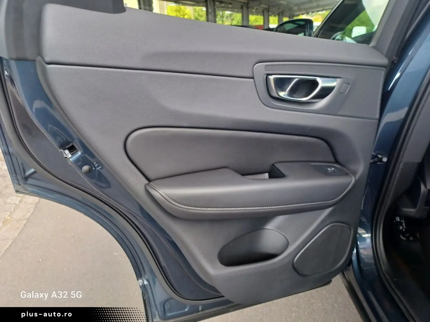 VOLVO XC60 T8 ULTIMATE   Bright 22 Zoll Plug-In Hybrid