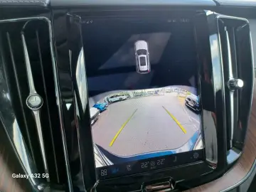 VOLVO XC60 T8 ULTIMATE   Bright 22 Zoll Plug-In Hybrid