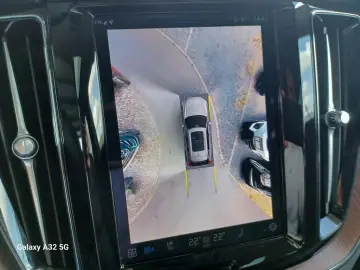 VOLVO XC60 T8 ULTIMATE   Bright 22 Zoll Plug-In Hybrid