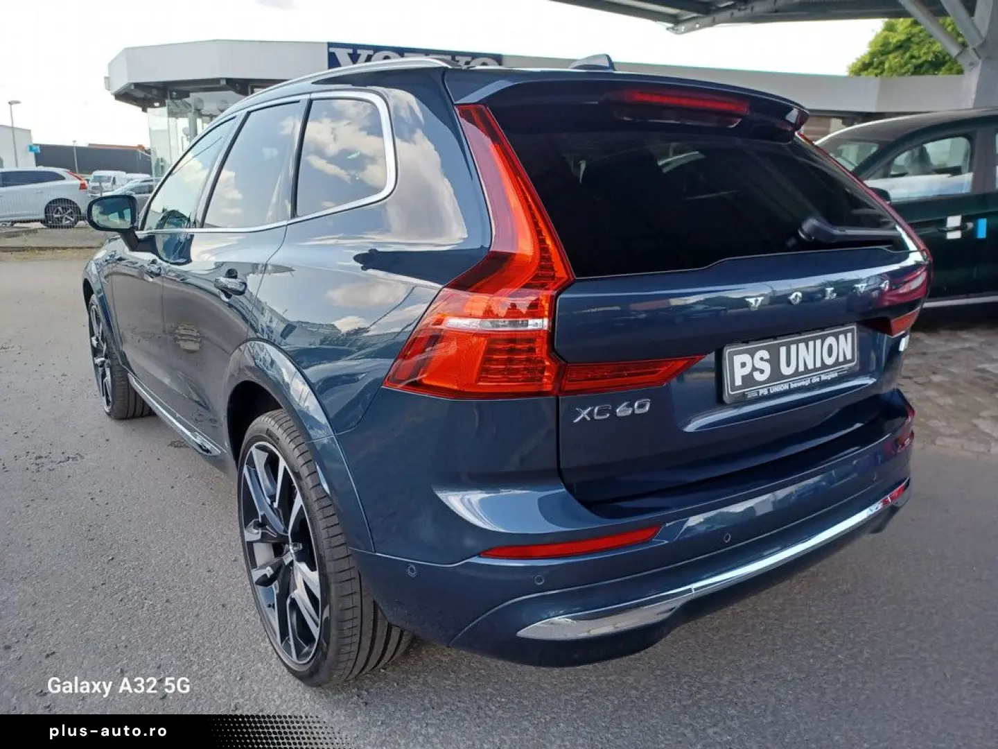 VOLVO XC60 T8 ULTIMATE   Bright 22 Zoll Plug-In Hybrid