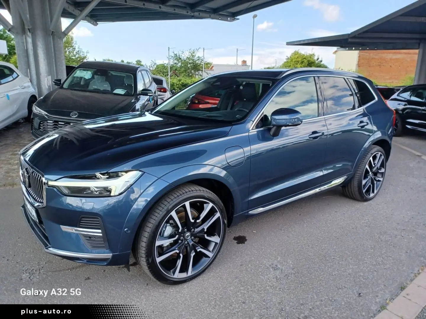 VOLVO XC60 T8 ULTIMATE   Bright 22 Zoll Plug-In Hybrid
