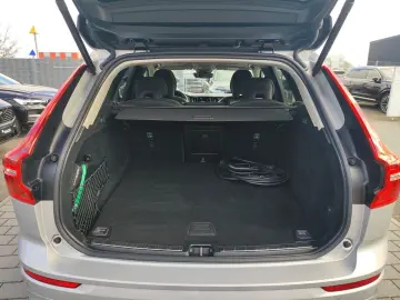 VOLVO XC60 T6 Ultra Bright Plug-In Hybrid AWD