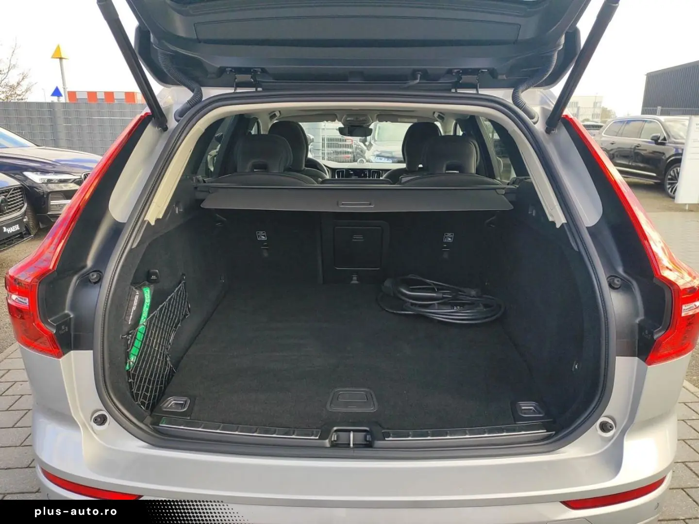 VOLVO XC60 T6 Ultra Bright Plug-In Hybrid AWD