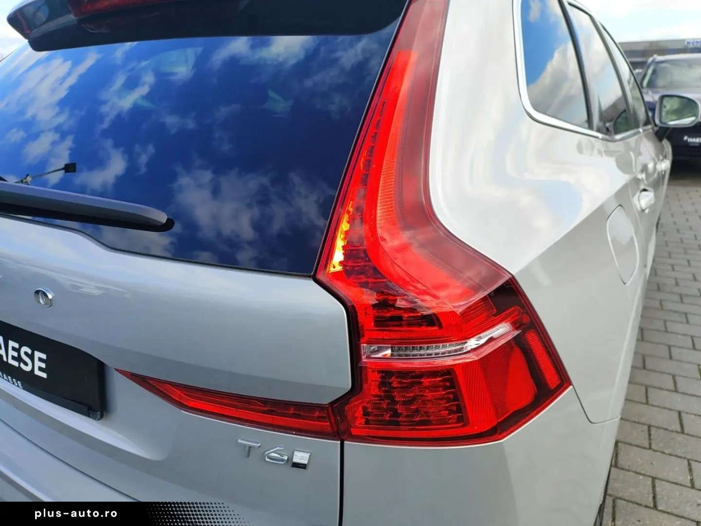 VOLVO XC60 T6 Ultra Bright Plug-In Hybrid AWD